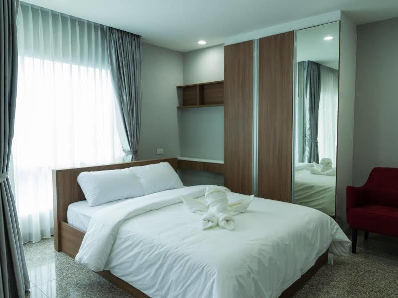 Modernbright Laemchabang Aparthotel Bang Lamung Exterior photo